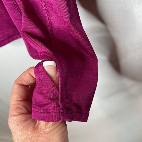 Under Armour Fuchsia Pink Cowl Neck Sweatshirt. Size Small. - Picture 4 of 7